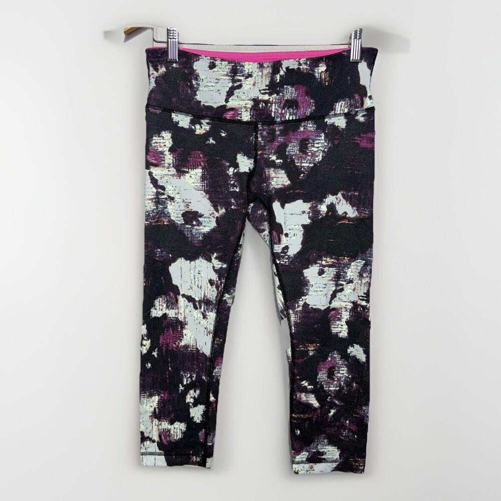 Lululemon Wunder Under Crop Leggings Sz 8 Abstract Purple Black White Athletic